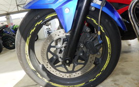 SUZUKI GSR250
