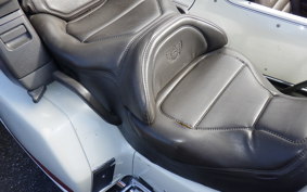 HONDA GL1500 GOLD WING SIDECAR