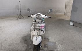 VESPA LX125 ..
