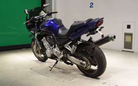 YAMAHA FZS1000 FAZER 2003