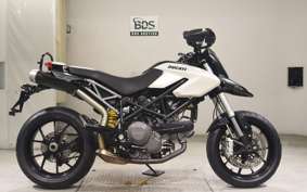 DUCATI HYPERMOTARD 796 2011