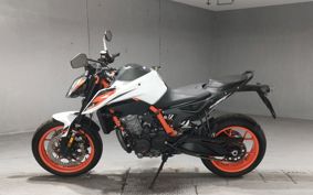 KTM 890 DUKE R 2023 TU940