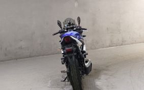 SUZUKI GSX250 R DN11A