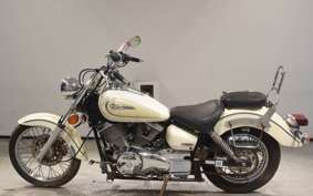 YAMAHA DRAGSTAR 250 VG02J