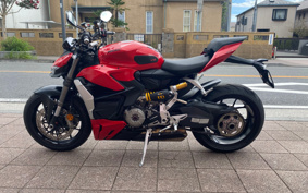 DUCATI  DUCATI  STREET  FIGHTER V2 2022 SF00