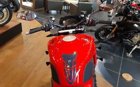 DUCATI STREET FIGHTER V4S 2024 4F00