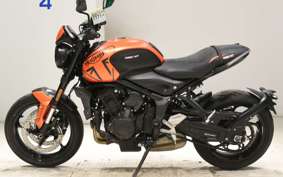 TRIUMPH TRIDENT 660 2023