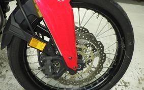 HONDA CRF1000L AFRICA TWIN 2016 SD04