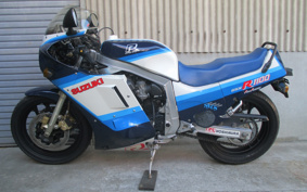 SUZUKI GSX-R1100 1986 GU74A