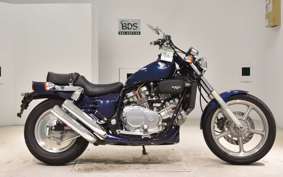 HONDA V45 MAGNA 1989 RC28