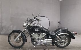 YAMAHA DRAGSTAR 250 VG02J