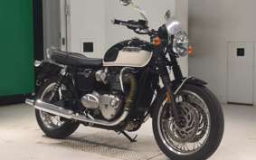 TRIUMPH BONNEVILLE T120 2025