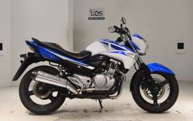 SUZUKI GSR250