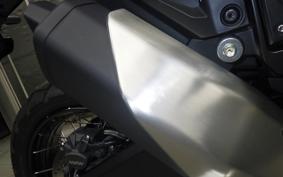 HONDA X-ADV 750 2025 RH21