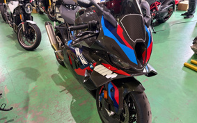 BMW M1000RR 2024 0P01