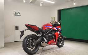 HONDA CBR650R E-Clutch 2026 RH17