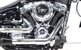 HARLEY FXBR 2018 YEJ