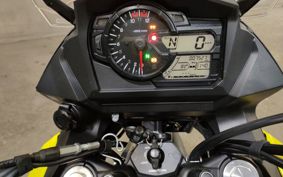 SUZUKI DL650 ( V-Strom 650 ) C733M
