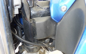 SUZUKI GSR250