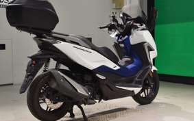 HONDA FORZA 250