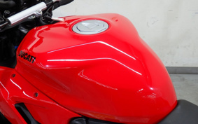DUCATI STREETFIGHTER V2 2022 3F00