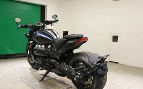 TRIUMPH ROCKET III ストームR 2025