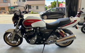 HONDA CB1300SF SUPER FOUR 1998 SC40