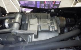 YAMAHA T-MAX 560 T 2025 SJ21J