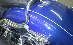 HARLEY FLBS 1870 2023
