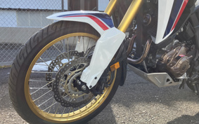 HONDA CRF1000L AFRICA TWIN 2016 SD04