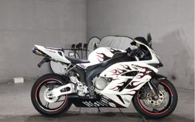 HONDA CBR1000RR 2005 SC57