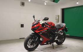 HONDA CBR650R 2026 RH03