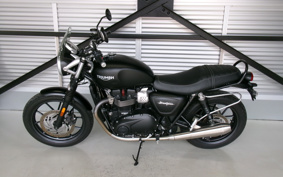 TRIUMPH STREET TWIN 2016 DAD74G