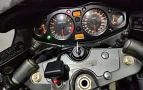 SUZUKI GSX1300R HAYABUSA 2000 GW71A