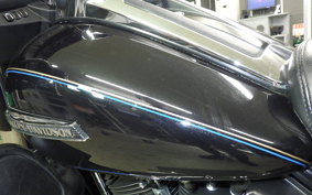 HARLEY FLHTCUTC 1690 2013