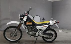 SUZUKI DJEBEL200 SH42A