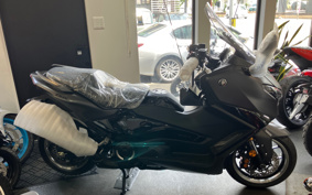 YAMAHA T-MAX 560 A TECHMAX SJ21J