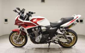HONDA CB1300SB SUPER BOLDOR A 2005 SC54