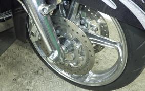 HARLEY FLHXSE 1800CVO 2015