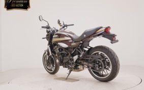 KAWASAKI Z900RS 2025 ZR900K