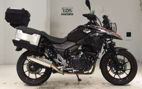 SUZUKI Vｽﾄﾛｰﾑ250A