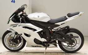 YAMAHA YZF-R6 2011
