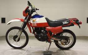 HONDA XL250R PARIS-DAKAR 2002 MD03