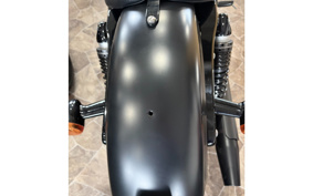 HARLEY XL883N 2018 LE2