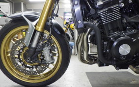 KAWASAKI Z900RS SE 2025 ZR900K