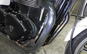 TRIUMPH BONNEVILLE 2010