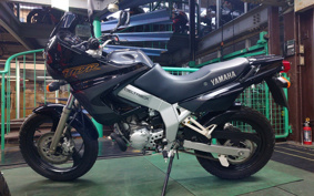 YAMAHA TDR125 DE04