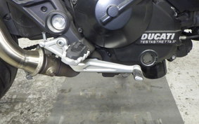 DUCATI HYPERMOTARD 820 2014