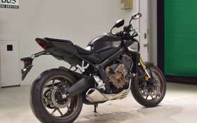 HONDA CB650R E-Clutch 2026 RH17