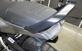 HUSQVARNA SVARTPILEN 401 2023